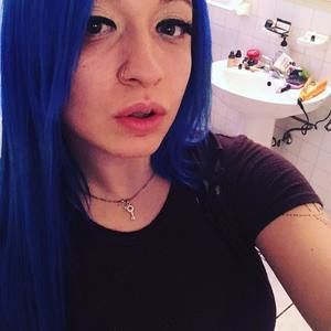 Meet your Posher, Jenna